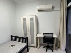 Lakepoint Condominium (D22), Condominium #596307031
